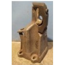 1762855 Кронштейн передней подвески кабины левый б/у