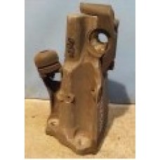 1762856 Кронштейн передней подвески кабины правый б/у