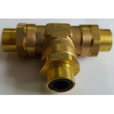 7001335 Штуцер Т-образный